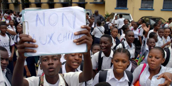 RD Congo : à Kinshasa, collégiens et lycéens manifestent contre la cession d’un terrain scolaire à la Chine