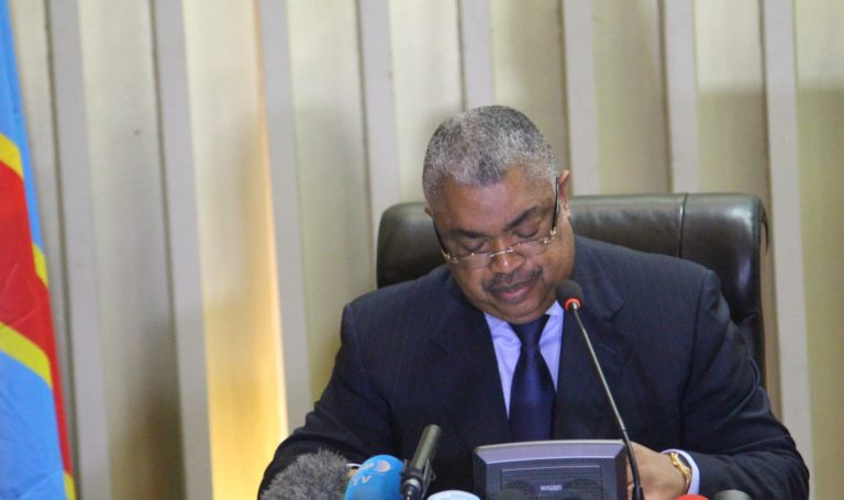 Le gouvernement Samy Badibanga 1 investit après un discours fleuve