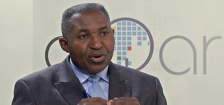Anicet Mobe Fansiana a tiré sa révérence !