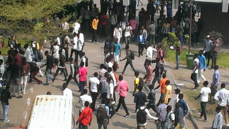 KINSHASA : Échauffourées à l’ISTA, les détenus relâchés