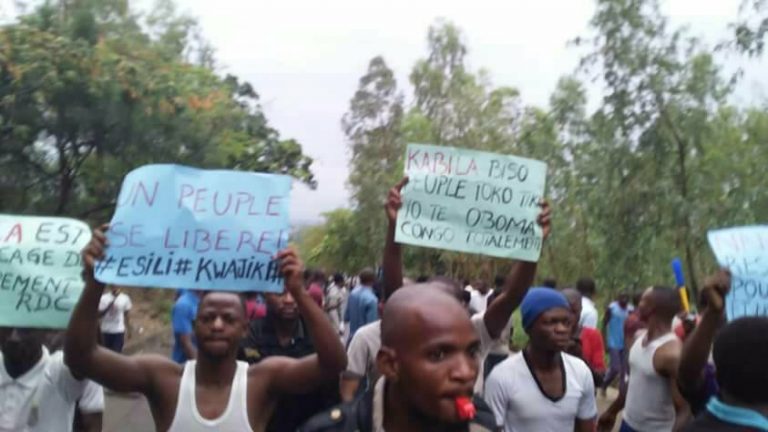 KINSHASA : Une manifestation des étudiants sur le campus de l’Unikin dispersée par la police