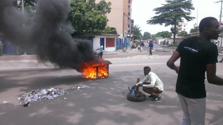 Kinshasa : Une matinée d’échauffourées entre étudiants de l’ISTA Ndolo et policiers