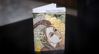 Le journalisme de paix, meilleur rempart contre les fake news pour le Pape