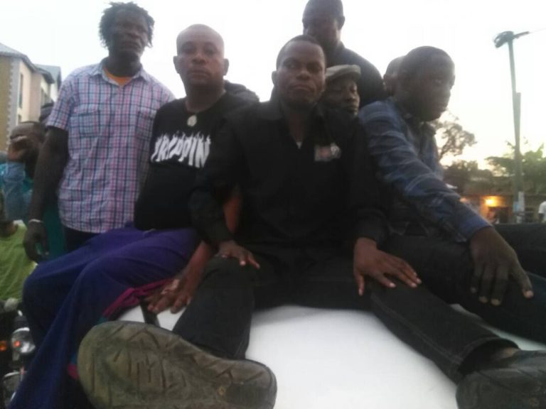 KINSHASA : Le Chroniqueur Eliezer Ntambwe enfin libre !