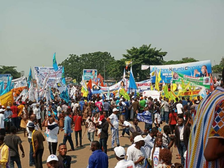 KINSHASA : « Ensemble pour le Changement » fait sa démonstration de force à N’Djili Sainte Thérèse
