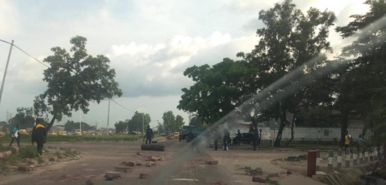 KINSHASA : Une ville sous tension avant l’annonce officielle du report des élections