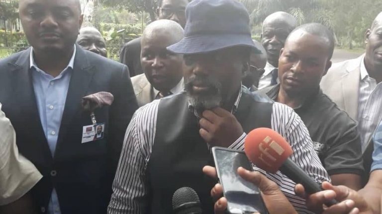 RDC : Le choc des images de Kabila face aux sénateurs FCC…