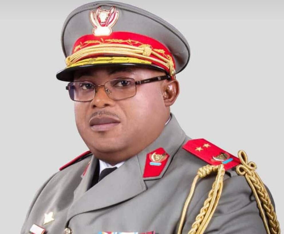 <strong>RDC-FLASH : Le Général Major Jean-Luc Ijila Yav condamné et révoqué de l’armée</strong>