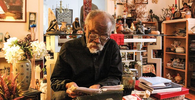 CULTURE : Valentin-Yves Mudimbe dit Vumbi-Yoka Mudimbe s’en est allé ! [Hommages]